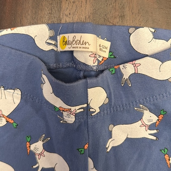 Baby Boden blue leggings with rabbit print size 6-12M - Picture 2 of 4
